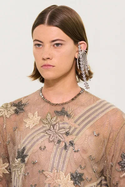 Look 17